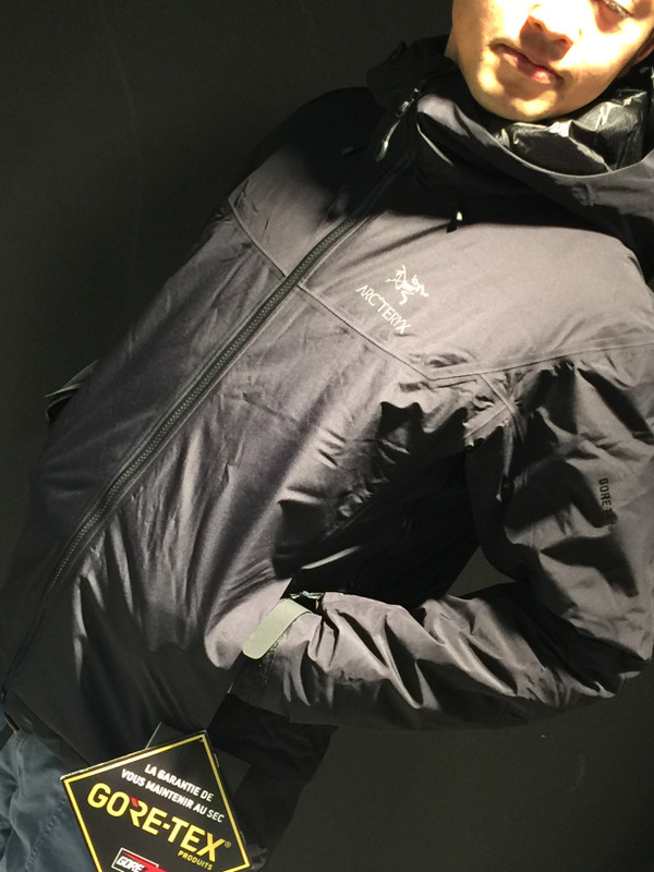 好日山荘 名古屋駅前店 : 最高の防寒ジャケット！ ARC'TERYX 