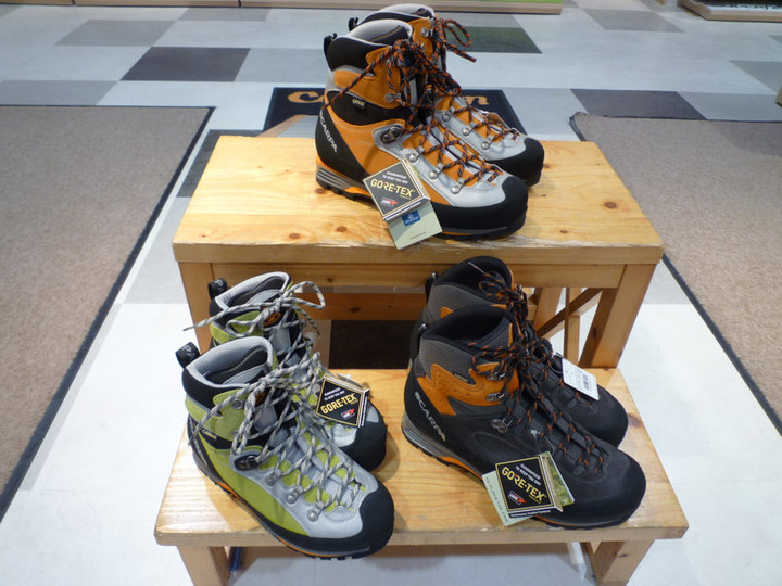 好日山荘 グランフロント大阪店 : ☆SCARPAの登山靴入荷しました☆