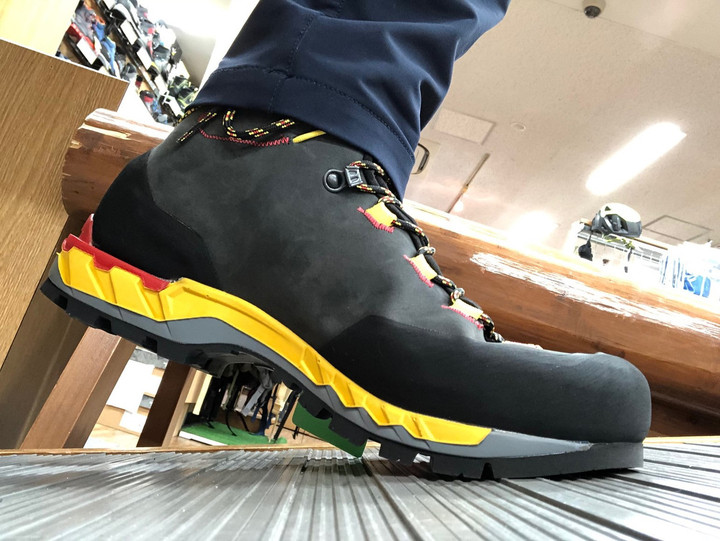 好日山荘 町田店 : 入荷情報！スポルティバ トランゴテックレザーGTX