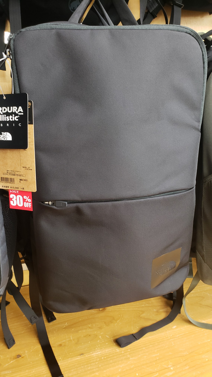 好日山荘 福井北四ツ居店 : THE NORTH FACE Shuttle Daypack シャトル