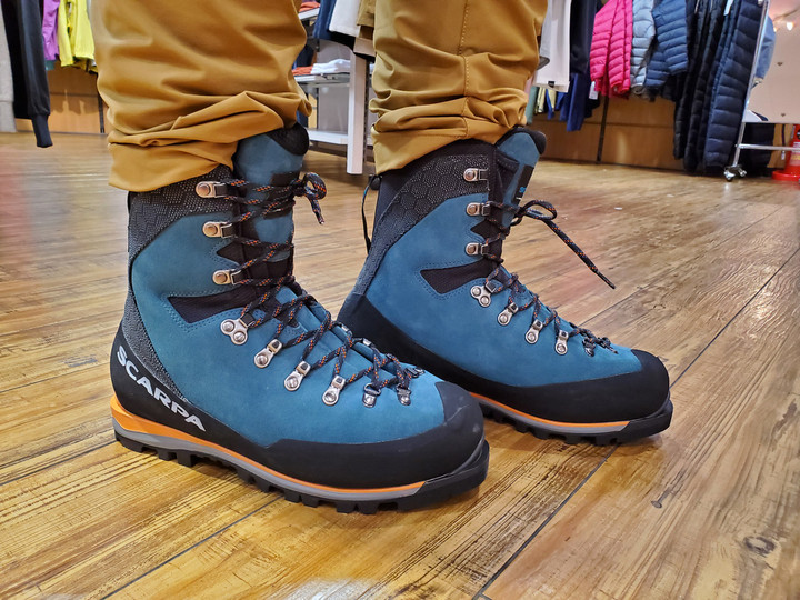 【未使用品】スカルパ モンブラン GTX EUR41 LAKE BLUE