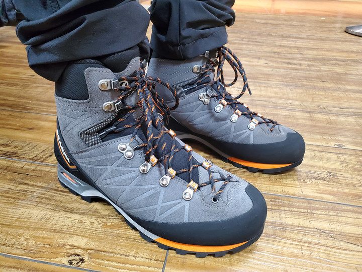 極美品】 スカルパ 登山靴 SCARPA MARMOLADA PRO HD | thetaiwantimes.com