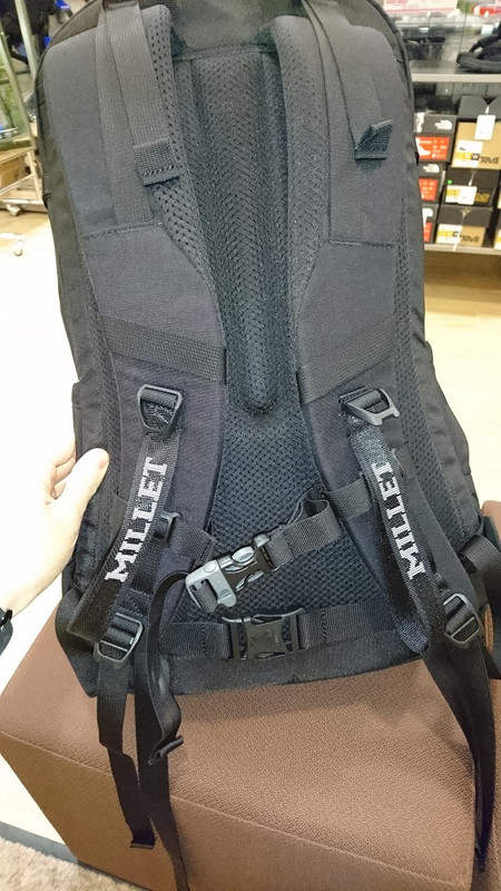 好日山荘 川崎ダイス店 : MILLET ザック アローザ26!