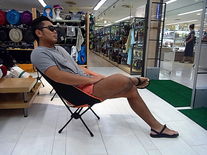 好日山荘 さいか屋藤沢店 : ヘリノックスチェア再入荷!!!!