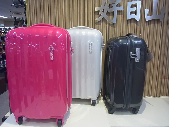 好日山荘 さいか屋藤沢店 : スーツケースで良い旅を！！