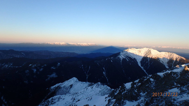 25587091_759615950916298_7233260006