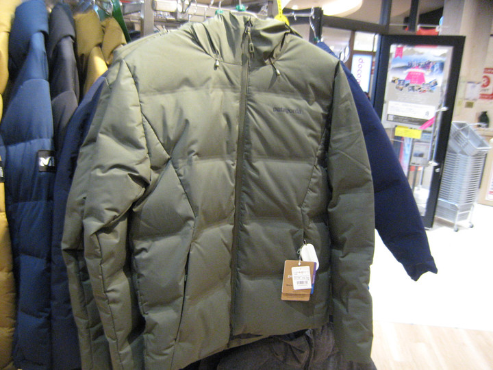 好日山荘 ららぽーとTOKYO-BAY店 : patagoniaダウンジャケット在庫