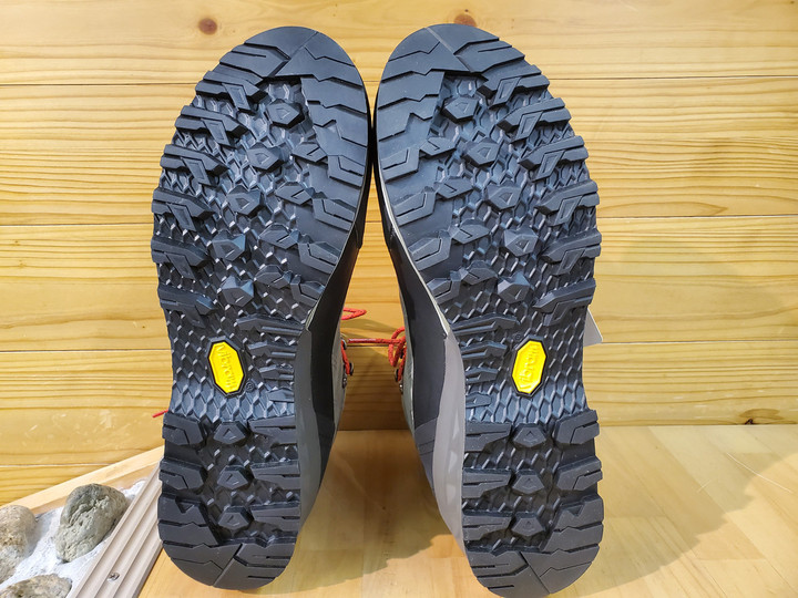 好日山荘 横浜西口店 : 【新商品】MAMMUT マムート Kento Guide High GTX