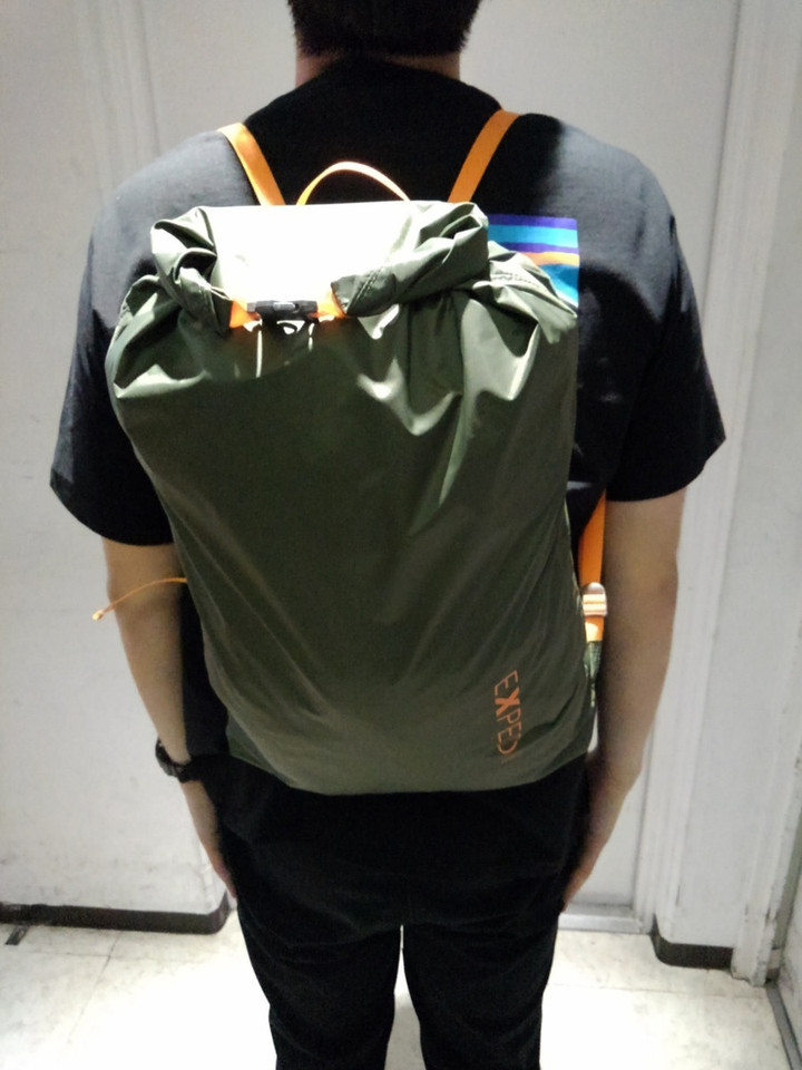 好日山荘 町田店 : 雨にも負けず。梅雨にも負けず。EXPEDの軽量防水ザック