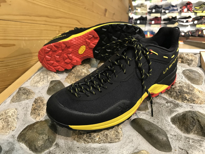 好日山荘 横浜西口店 : La Sportiva / TX GUIDE