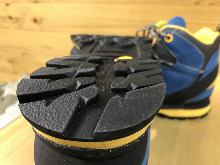 好日山荘 横浜西口店 : アプローチシューズ名品 La Sportiva 好日山荘 横浜西口店 : アプローチシューズ名品 La Sportiva