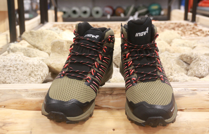 好日山荘 センタープラザ神戸本店 : INOV トレランから低山までOK！の 
