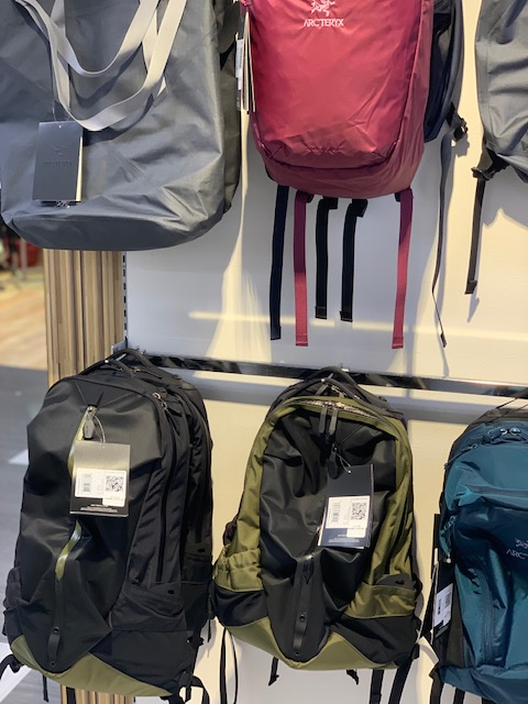 好日山荘 さいか屋藤沢店 : ARC'TERYX ザック、ウェア入荷しました。