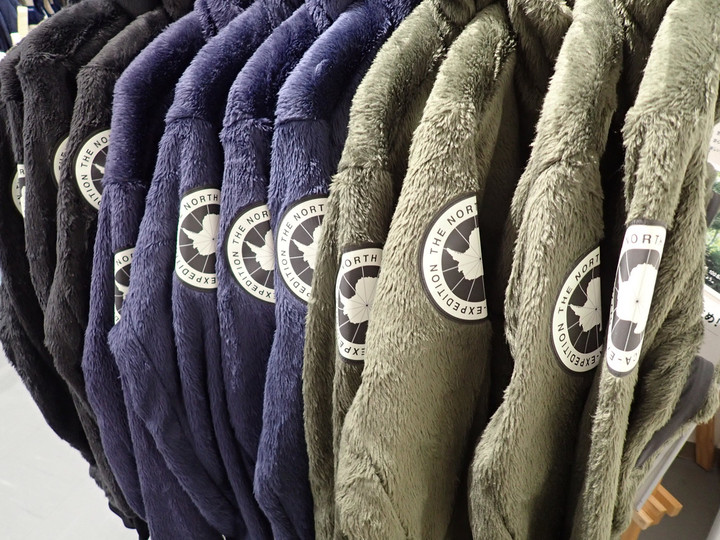 好日山荘 池袋西口店 : アンタークティカバーサロフトジャケット入荷！ 