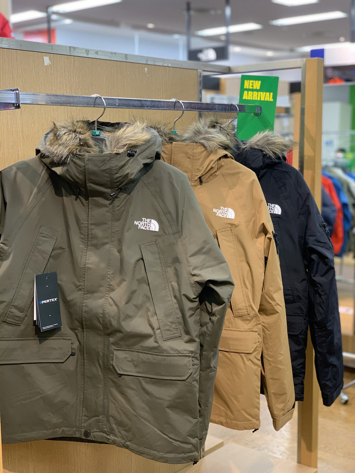 好日山荘 横浜西口店 : 2in1で保温力UP！ THE NORTH FACE / Grace 