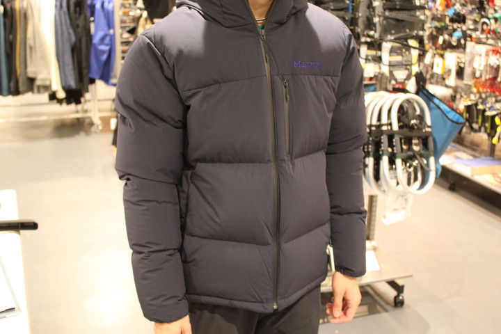 リニューアル改装中】好日山荘 松本パルコ店 : マーモットの防水ダウン