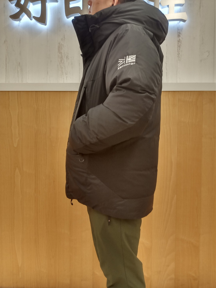 好日山荘 近鉄あべのハルカス店 : 厳冬の山や冬キャンプで圧倒的な保温  