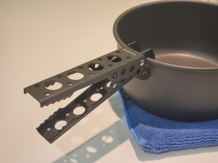 好日山荘 横浜西口店 : 雪山テント泊のお手本のようなクッカー