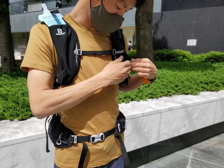 SALOMON - エリー08様　Salomon XA35 S/M フラスク付 SALOMON - エリー08様 Salomon XA35 S/M フラスク付の通販 by
