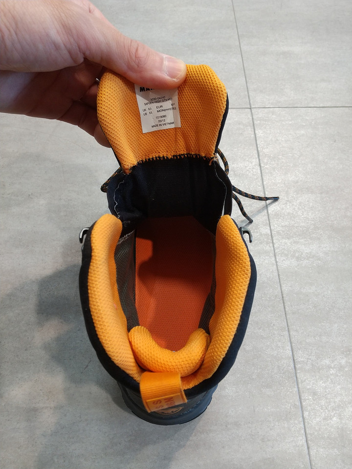 好日山荘 池袋西口店 : マムート Sapuen HIGH GTX