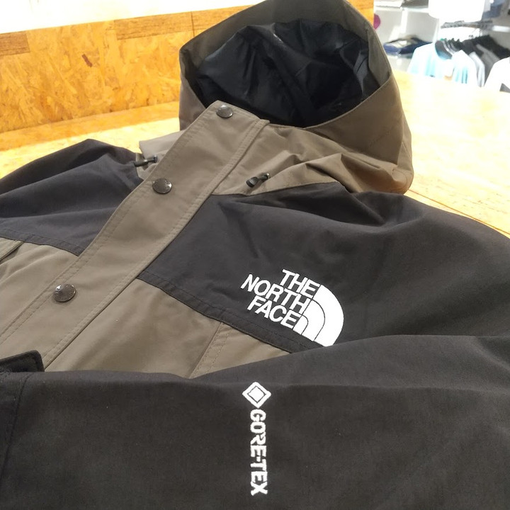 閉店】好日山荘 なんば店 : シンプルかつ最先端。 ノースフェイス  