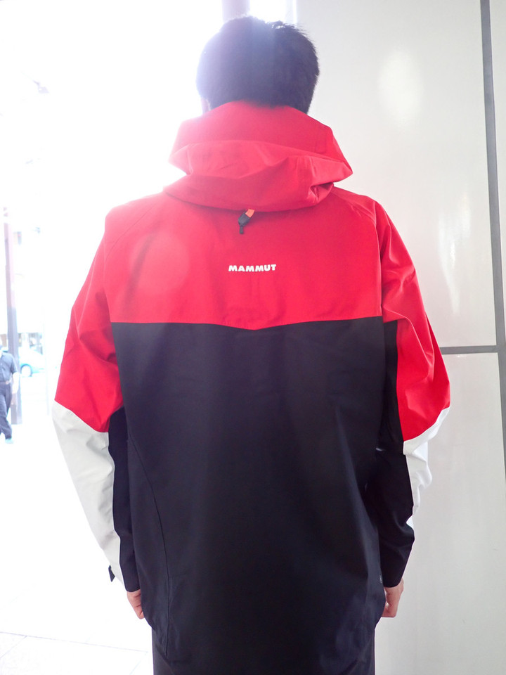 極美品 定価5.2万 マムート Mammut Crater HS Hooded Jacket クレーターHSフーデッドジャケット L/レッド GORE-TEX【2400013760379】 好日山荘 池袋西口店 : 【MAMMUT】Crater HS Hooded Jacket