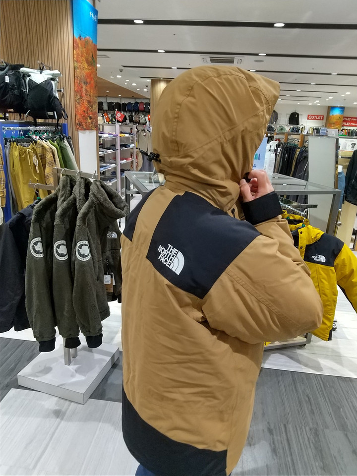 好日山荘 姫路駅前店 : THE NORTH FACEザ・ノース・フェイスのMountain Down Jacket マウンテン・ダウン・ジャケット が入荷致しました。