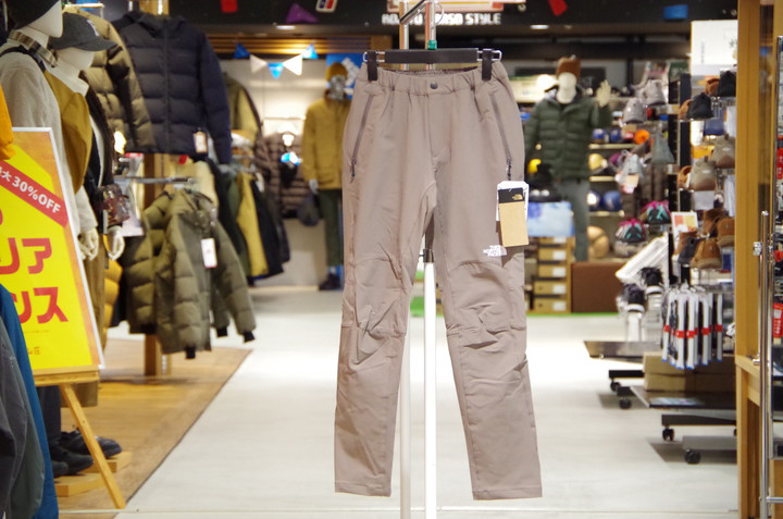 好日山荘 名古屋駅前店 : THE NORTH FACE アルパインライトパンツなど 