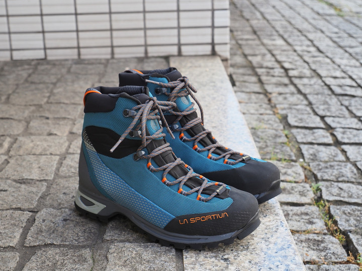 好日山荘 横浜西口店 : より耐久性に優れたアッパーに LA SPORTIVA/TRANGO TRK GTX