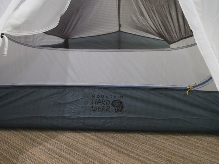 好日山荘 横浜西口店 : 半自立型軽量山岳テント MountainHardwear 