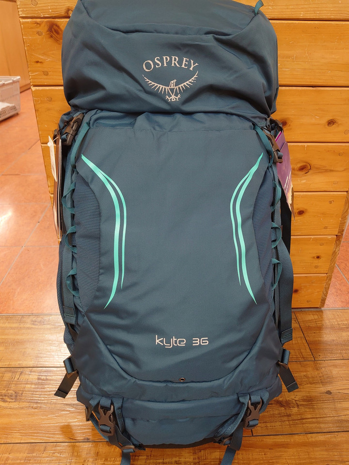好日山荘 町田店 : オスプレーの人気ザック、ケストレル38入荷