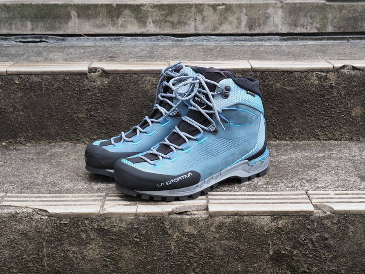 好日山荘 横浜西口店 : 岩場歩き&縦走に LA SPORTIVA/TRANGO