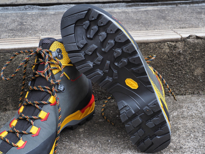 好日山荘 横浜西口店 : 岩場歩き&縦走に LA SPORTIVA/TRANGO
