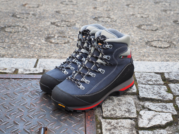 好日山荘 横浜西口店 : 【New Color】Zamberlan/PASUBIO GT