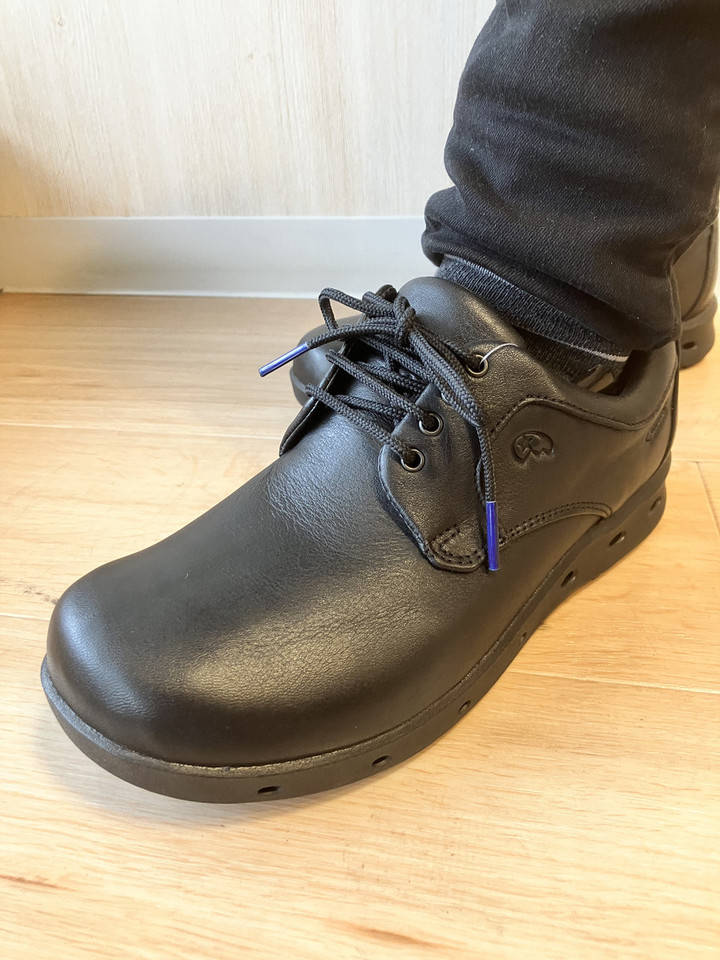 シリオ　P.F.10-B-GTX 好日山荘 近鉄あべのハルカス店 : 【商品紹介】防水ローカットシューズ