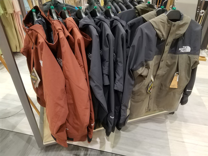 好日山荘 姫路駅前店 : 【入荷速報】大人気ブランドTHE NORTH