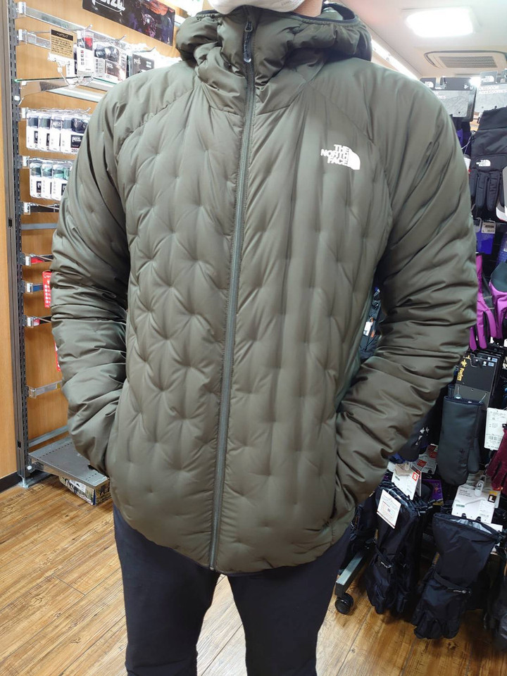 好日山荘 町田店 : ノースフェイスの軽量あったかダウン アストロ 