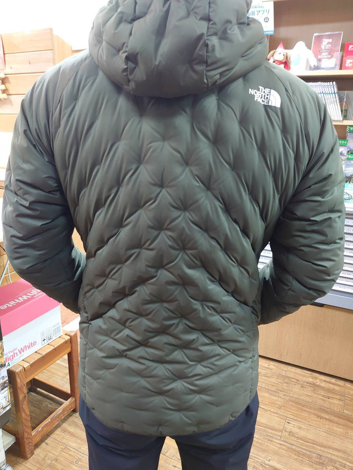 好日山荘 町田店 : ノースフェイスの軽量あったかダウン アストロ