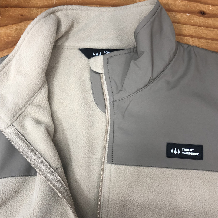 好日山荘 横浜西口店 : 37.5テクノロジー搭載のオールシーズン対応フリース