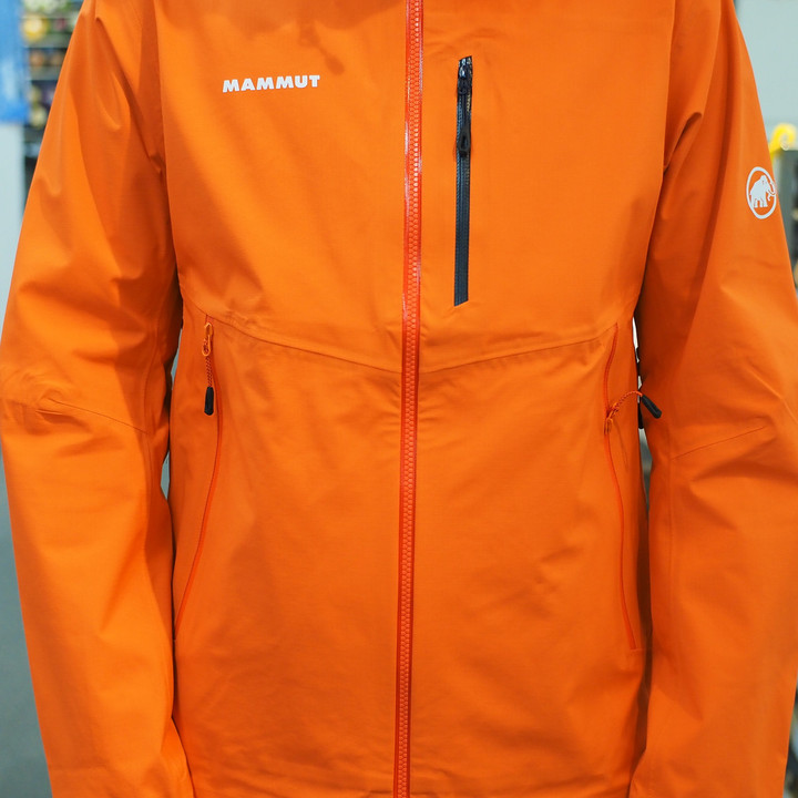 好日山荘 横浜西口店 : 柔らかくて動きやすい MAMMUT/Alto Guide