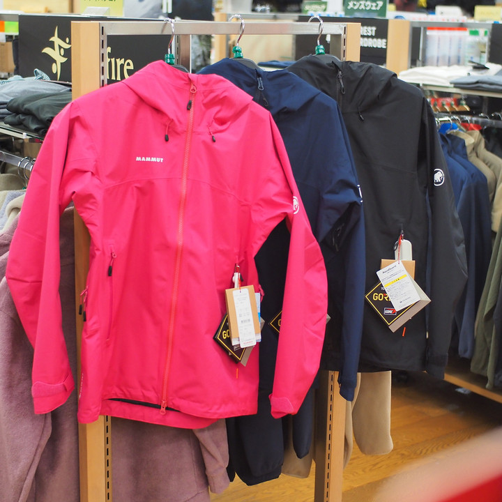 Mammut - 値下げ！MAMMUT マムート アヤコプロ カーキ(イグアナ) 新品未使用 M マムート(MAMMUT) アヤコプロ メンズアウトドアジャケット