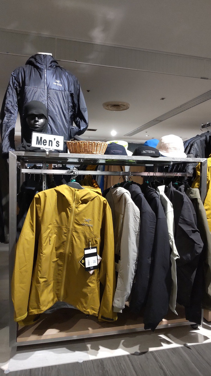 好日山荘 さいか屋藤沢店 : ARC'TERYX の商品が入荷しました♪