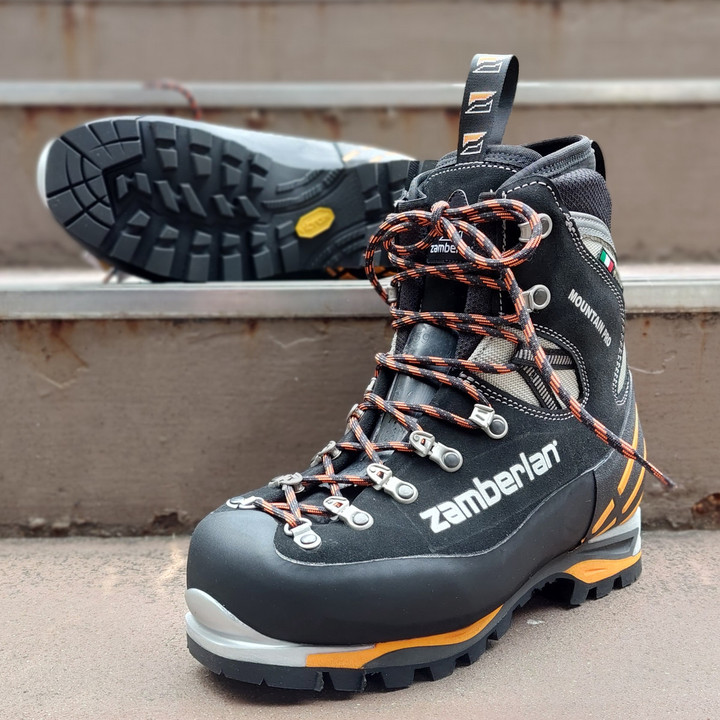 Zamberlanザンバラン Mountain Proマウンテンプロ 登山靴 ズレる