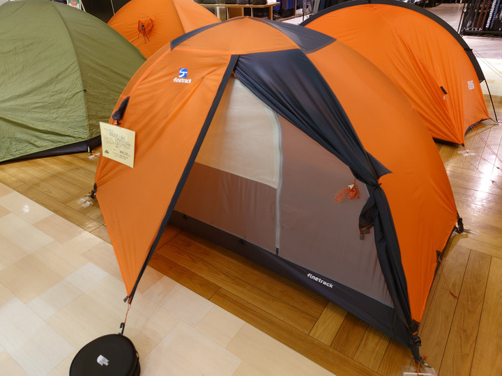 未使用品】finetrack カミナドーム2 山岳テント キャンプ よせる