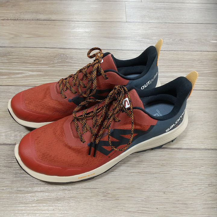 閉店】好日山荘 京都河原町店 : サロモンの「OUTPULSE GORE-TEX」