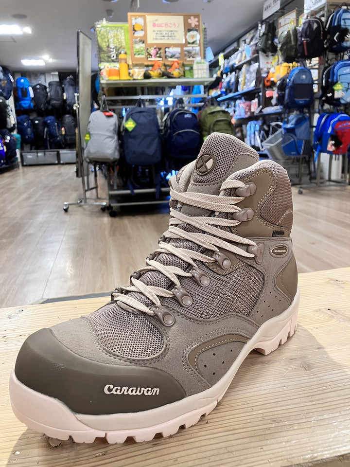 CARAVAN、キャラバン、C1-02S、アンバー色、23.5センチ C1_02S – 登山靴/トレッキングシューズ/登山ギアの キャラバン