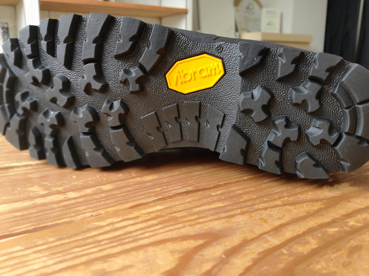 好日山荘 白馬店 : がっつり登るならGRANDKING「GK85」