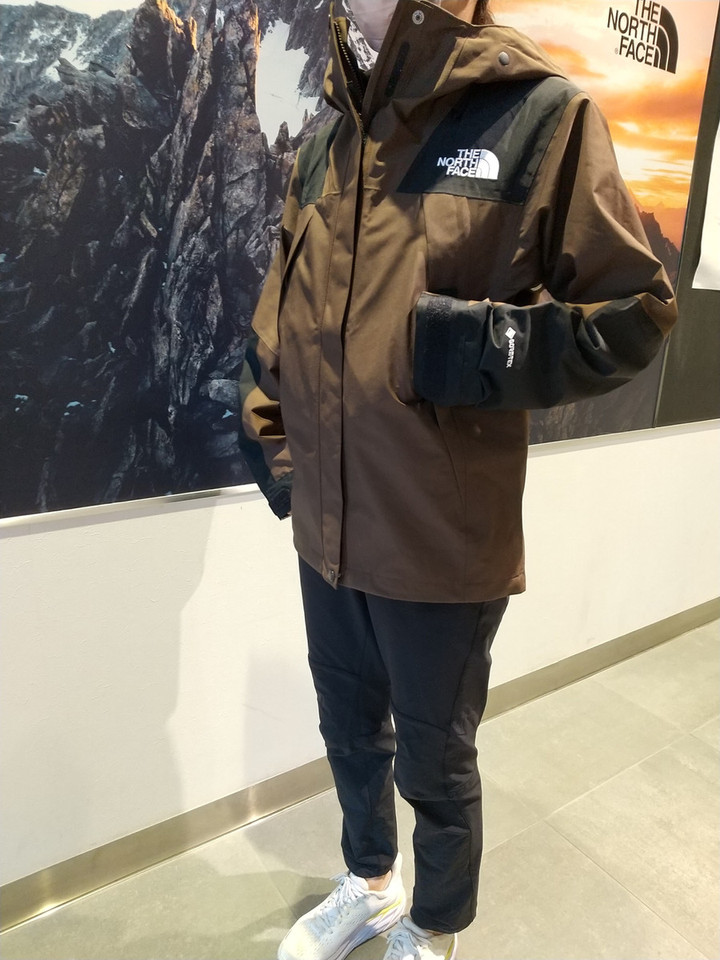 好日山荘 福袋 Mサイズ ノースフェイス ジャケット入り