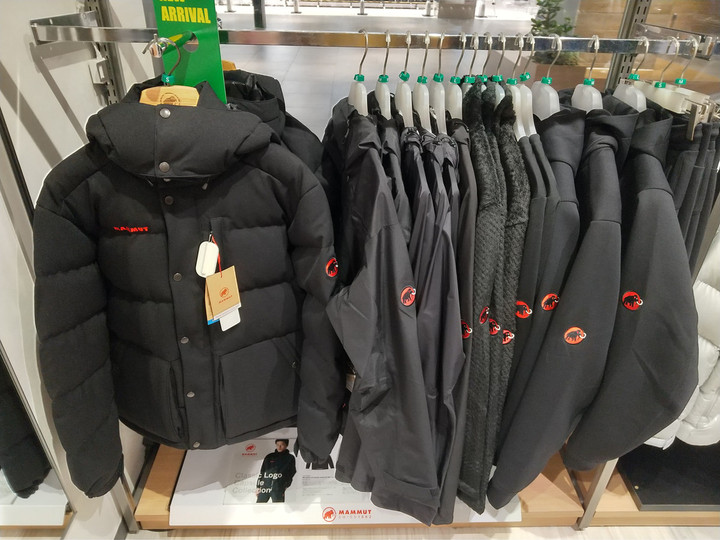 好日山荘 姫路駅前店 : MAMMUT（マムート）のClassic Logo Capsule