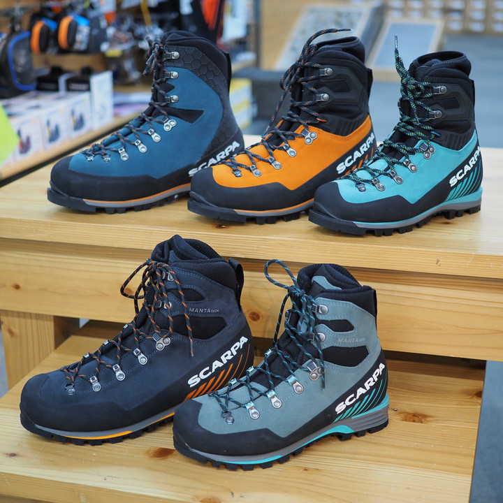 即納特価スカルパ　モンブランgtx 雪山　登山靴　ブーツ　38 アウトドアシューズ